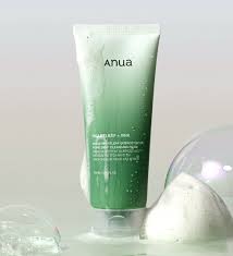 Espuma limpiadora facial Anua con Heartleaf para piel grasa y con acné –Minji Belleza skincare coreano disponible en Colombia-Bucaramanga